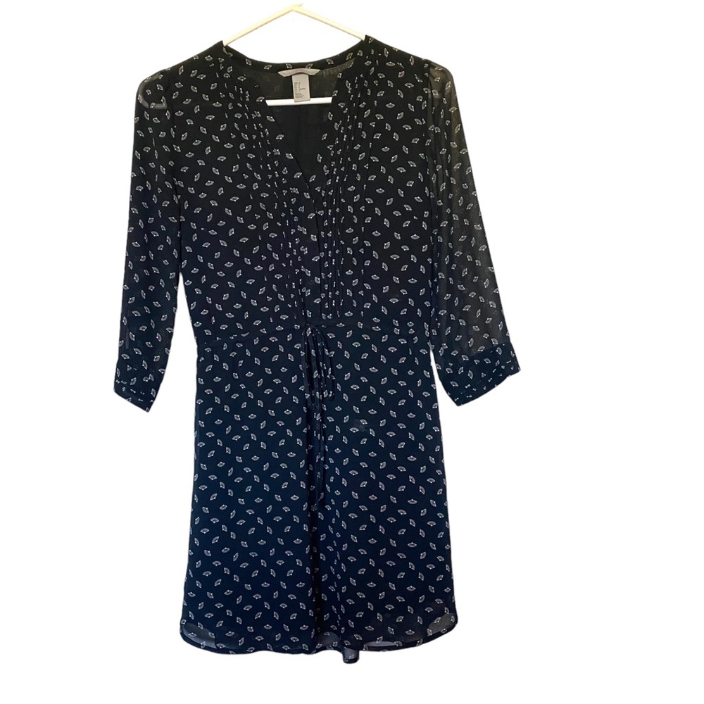H&M Black White Fan Print Drawstring Waist Pleated
Bodice 3/4 Sleeve Dress - 4